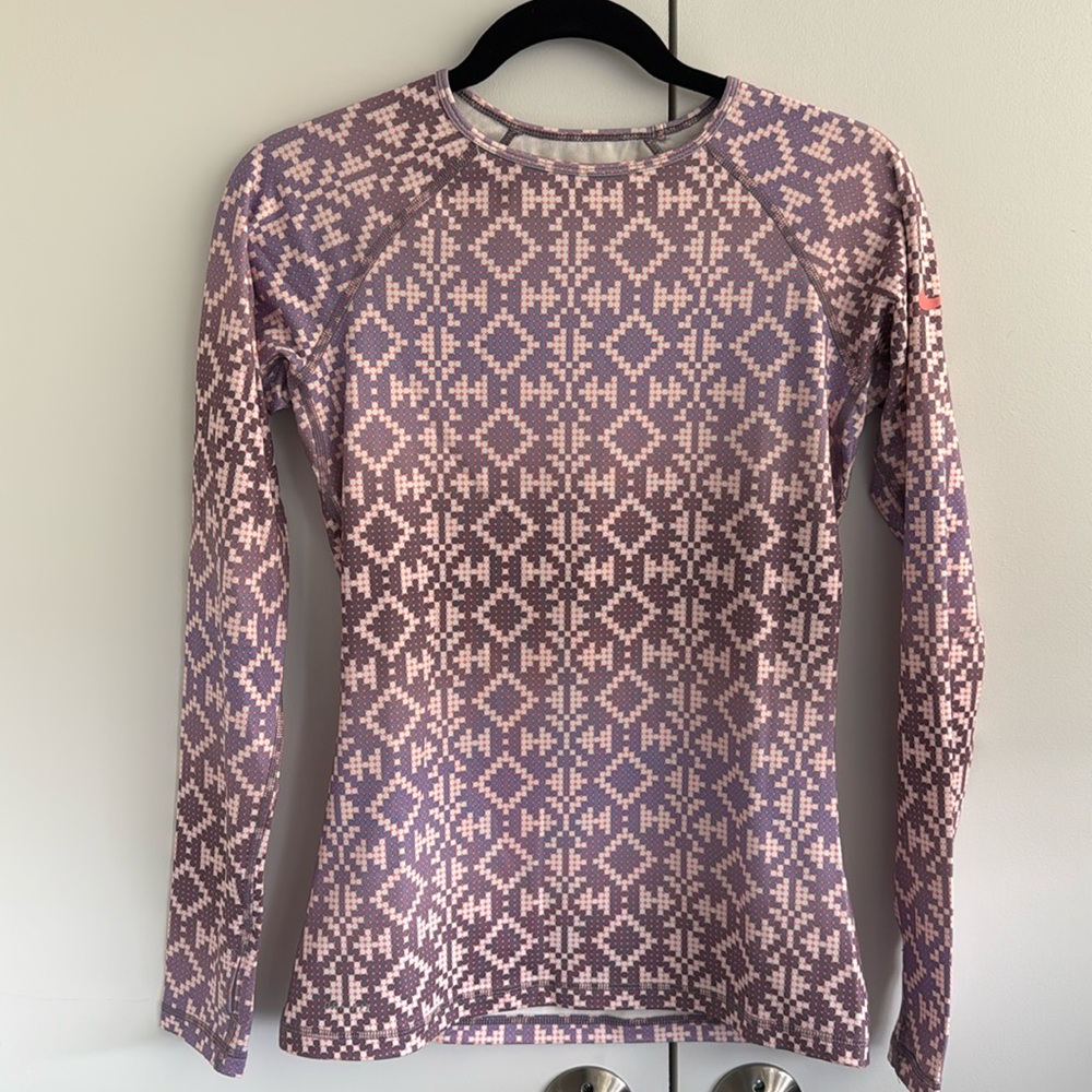 Nike Pro mid weight thermal, purple patterned, size M